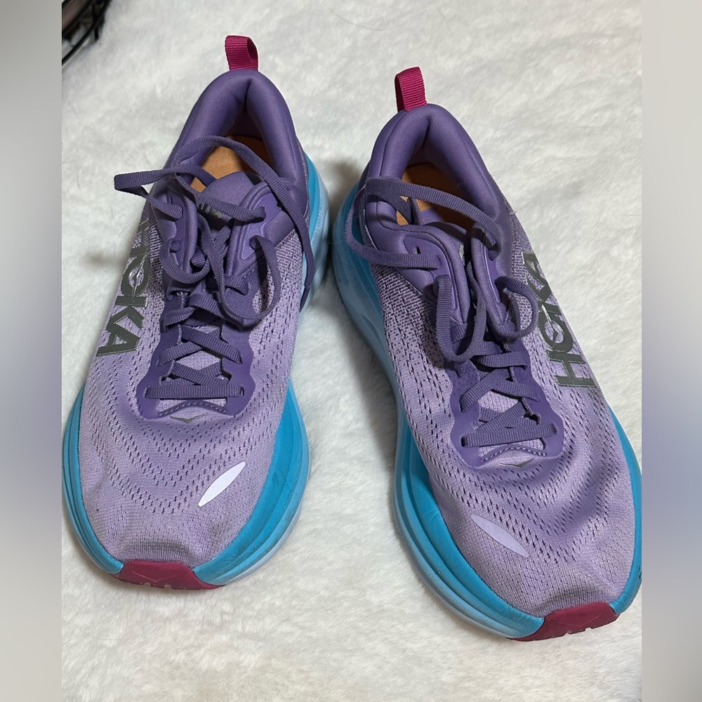 Hoka Bondi 8 Running Shoes